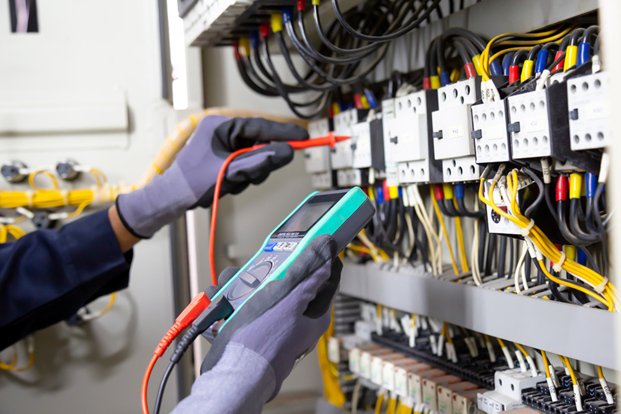 E-Prüfung bei Amann Elektrotechnik GmbH in Heilsbronn