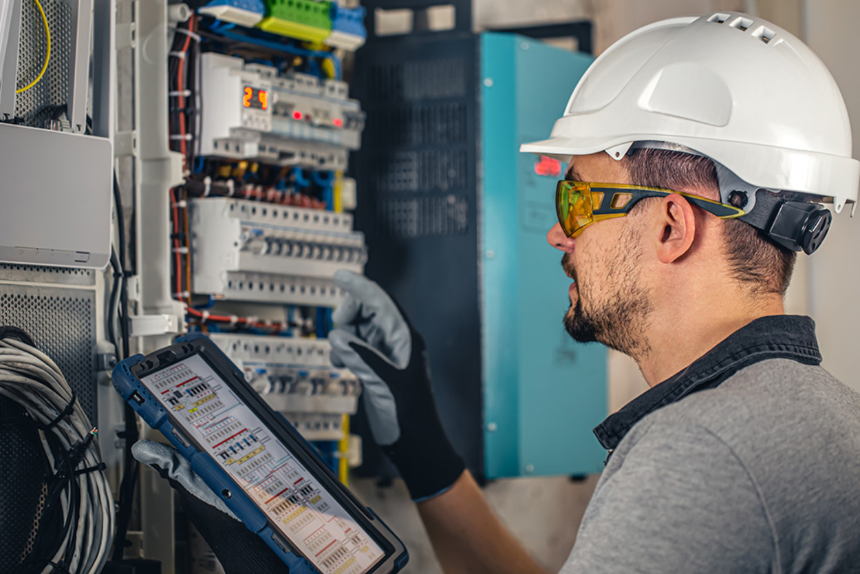 Industrie und Gewerbe bei Amann Elektrotechnik GmbH in Heilsbronn