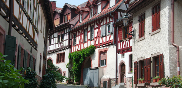 Altbau­sanierung bei Amann Elektrotechnik GmbH in Heilsbronn